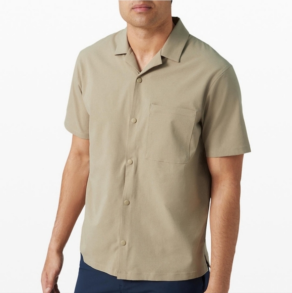 lululemon athletica Other - Lululemon airing easy Camp Collar Short Sleeve Button Down Shirt